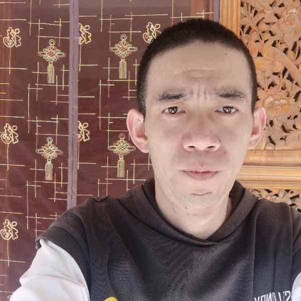 37岁岁云南单身帅哥 - 锦州吉缘网